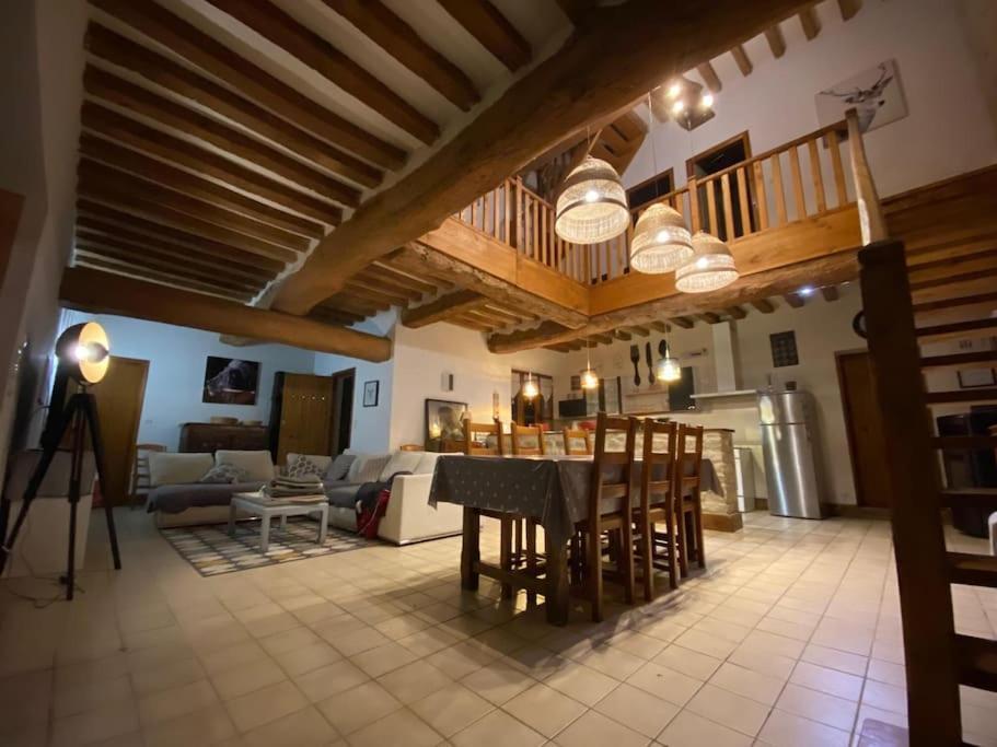 Domaine Des Hetres Villa Longraye ภายนอก รูปภาพ
