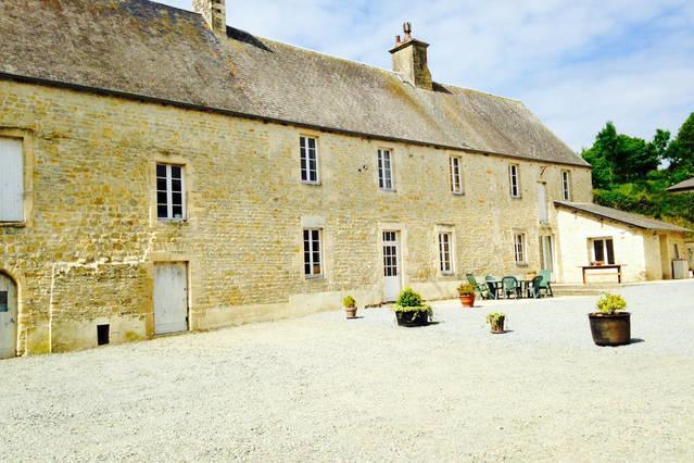 Domaine Des Hetres Villa Longraye ภายนอก รูปภาพ