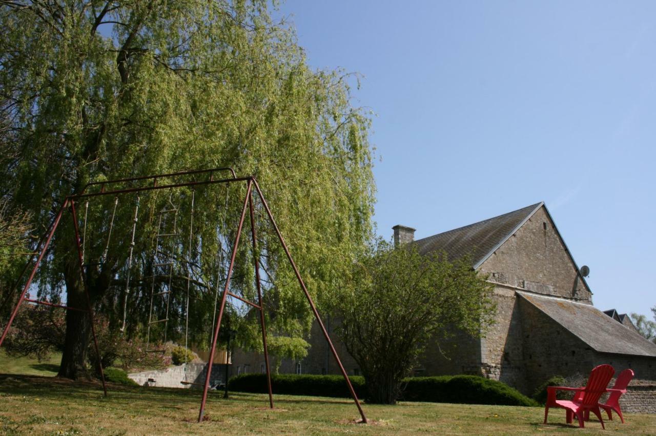 Domaine Des Hetres Villa Longraye ภายนอก รูปภาพ